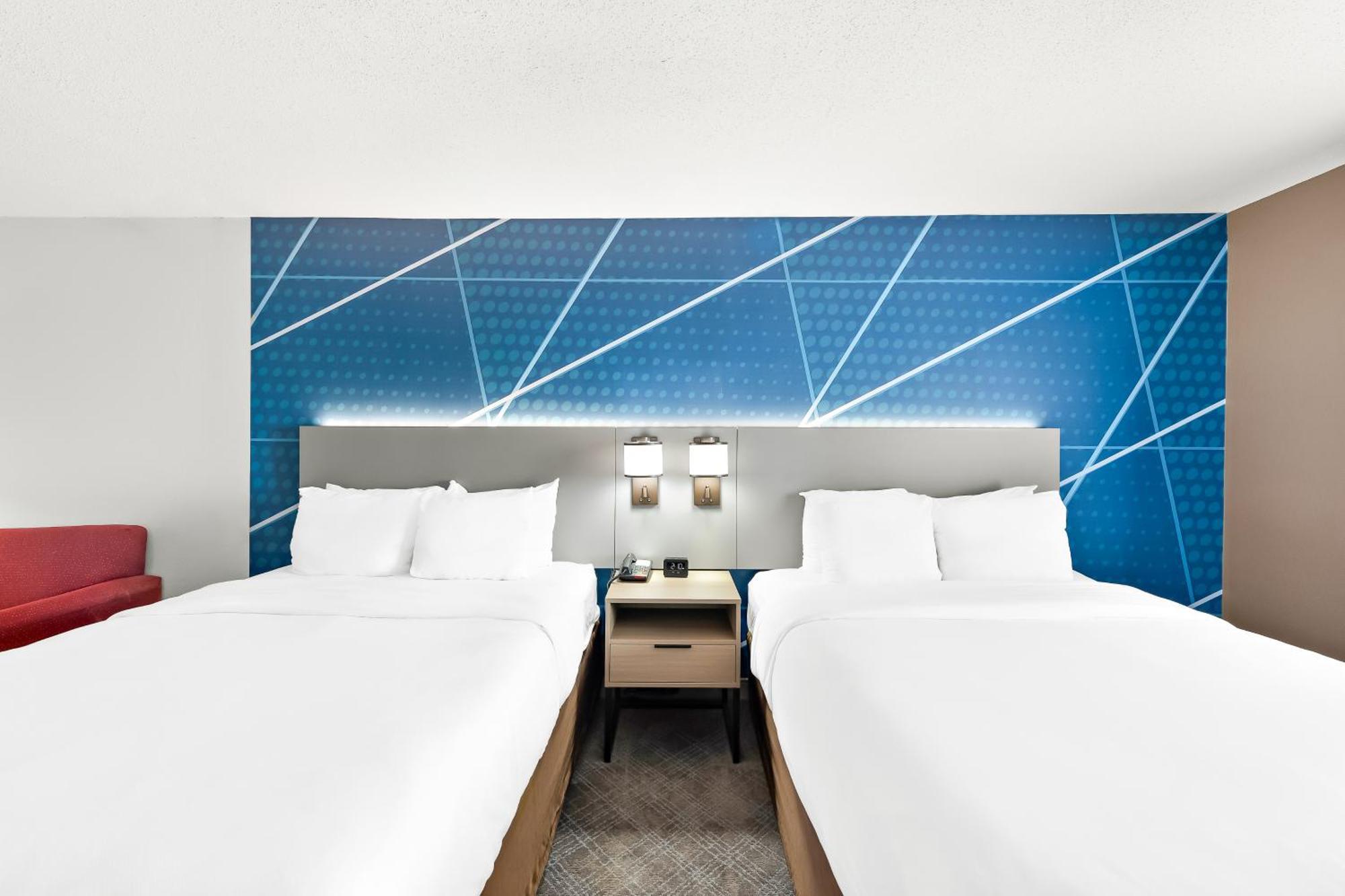 Comfort Suites Columbus Bagian luar foto