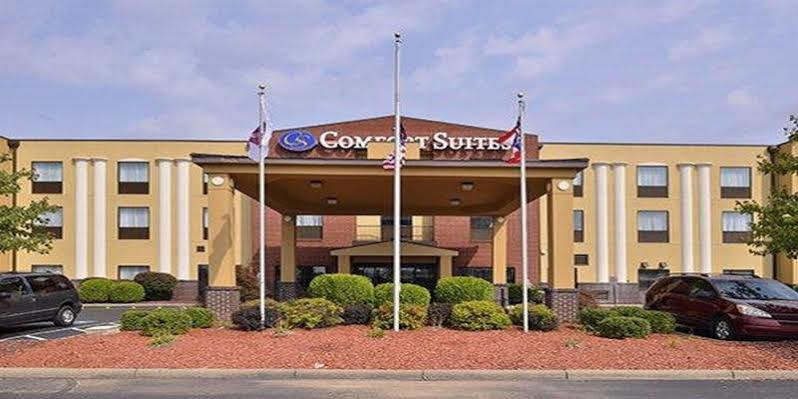 Comfort Suites Columbus Bagian luar foto